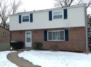 185 Alcan Dr, Pittsburgh, PA 15239