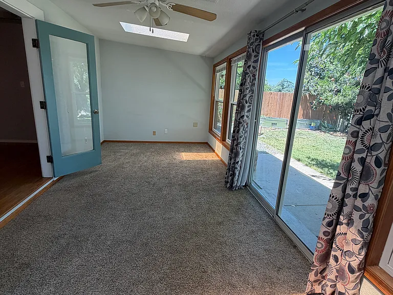 5926 Sierra Dr — Photo 20