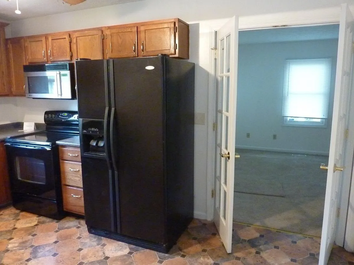 4114 Cornelius Ave photo 1