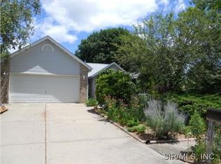 1912 Applegate Ln, Edwardsville, IL 62025