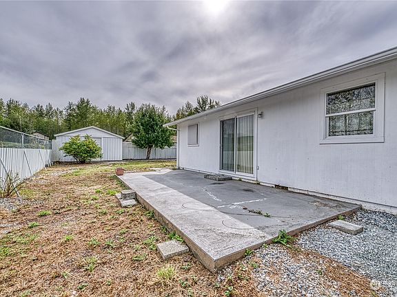 5th image of 1441 E Mason Avenue #A