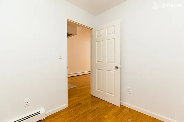 Rented by Nooklyn NYC LLC | media 19