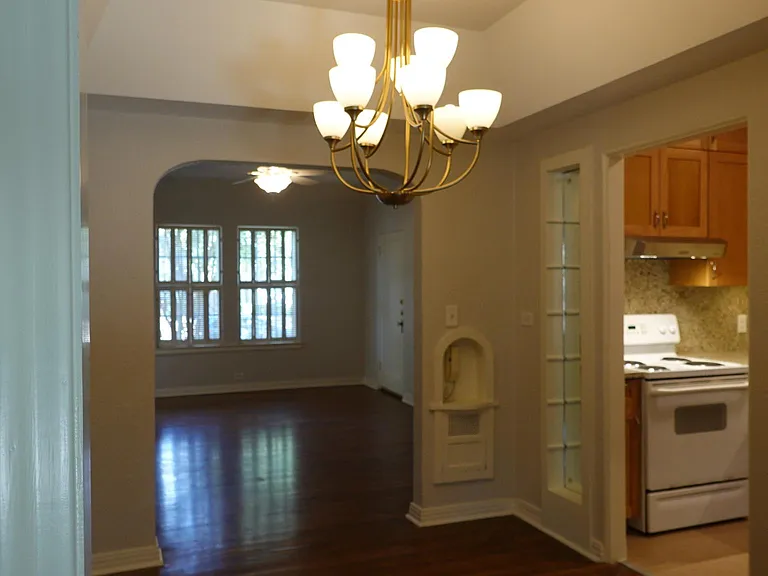 254 E Rosewood Ave #2 — Photo 7