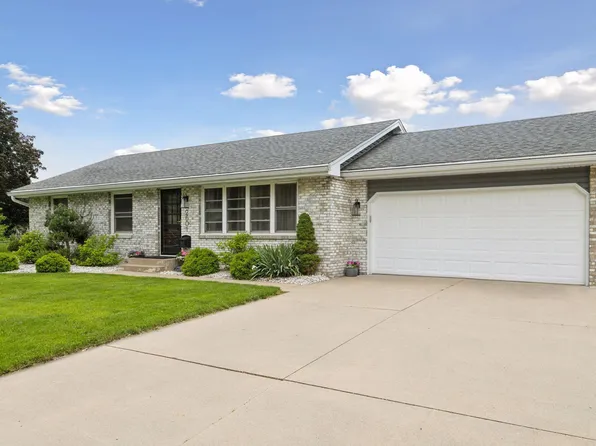 2601 32nd Ave NE, Saint Anthony, MN 55418