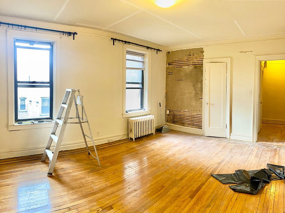 1st image of 1365 W 7th St APT 2