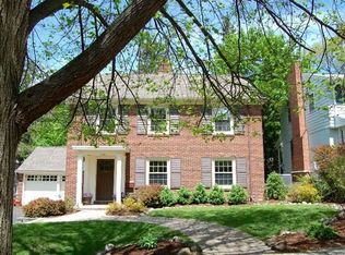 1707 Shadford Rd, Ann Arbor, MI 48104