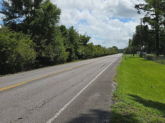 5th image of 4647 Bayou Black Dr