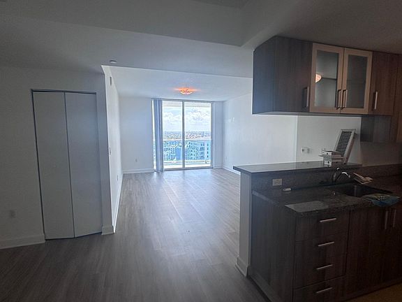 2nd image of 419 NW 6th St #901