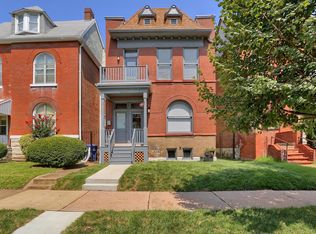 2847 Victor St, Saint Louis, MO 63104