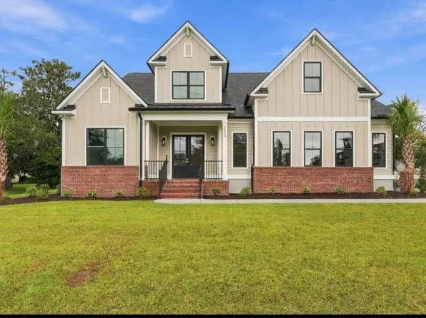 1113 Golf View Dr., North Myrtle Beach, SC 29582