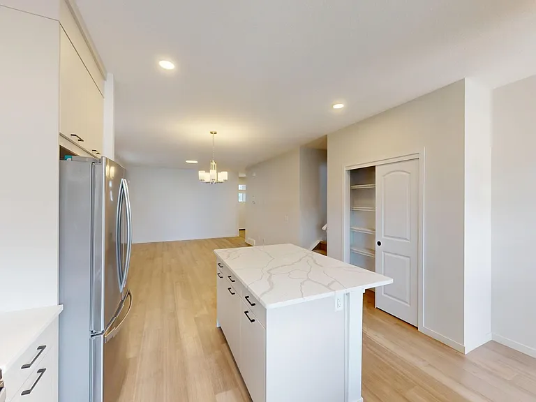178 Legacy Glen Ct SE — Photo 4