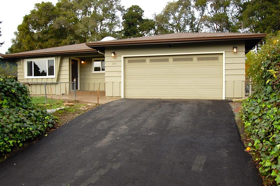 1st image of 151 Siesta Dr