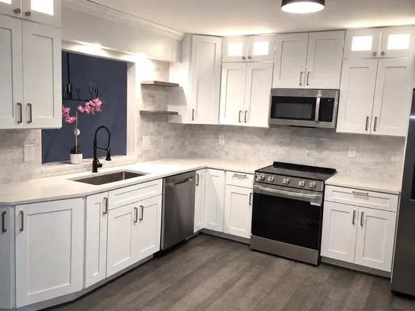 27 Fairfax St, Warrenton, VA 20186