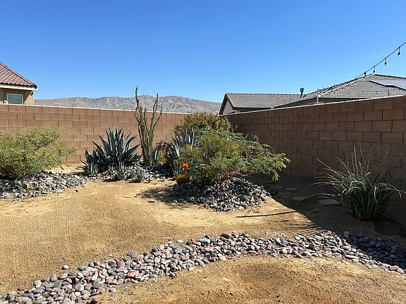 3rd image of 40082 Catania Ct