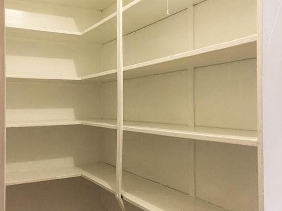 5th image of 1019 Dempster St #10211W