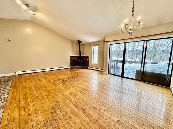 5th image of 445 Old Quechee Road #10C