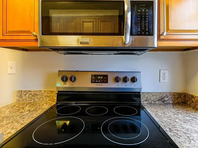 2103 Suitland Ter SE #201 — Photo 10