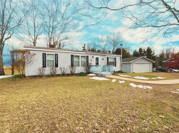 290 North Juneau Street, Adams, WI 53910