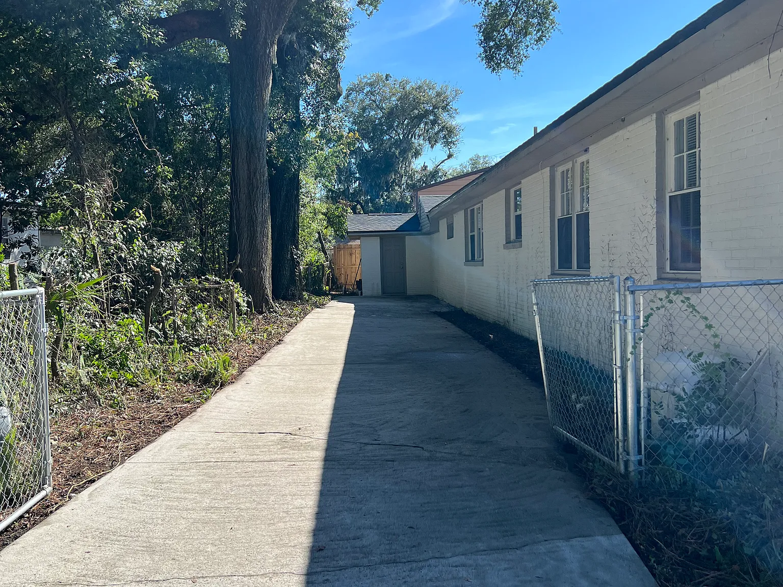 4 bed, 1800 sqft, $1,950 — Photo 4