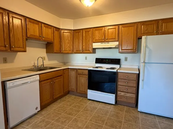 315 Hawley St #2, Marquette, MI 49855