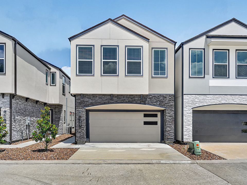1st image of 2907 El Fenice Ln