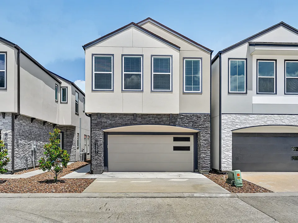 2907 El Fenice Ln