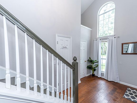 2nd image of 553 Antebellum Ln