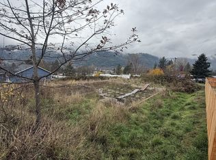 Mona St, Myrtle Creek, OR