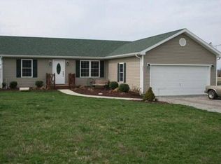 325 Hubbard Rd, Campbellsville, KY 42718