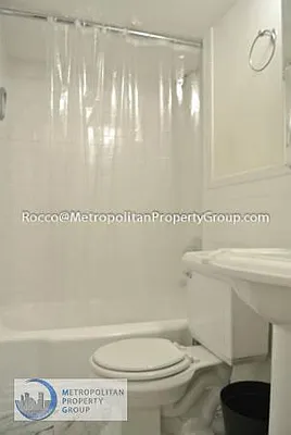 Rented by Metropolitan Property Group | media 23