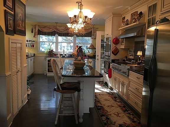 Huge Chefs Kitchen