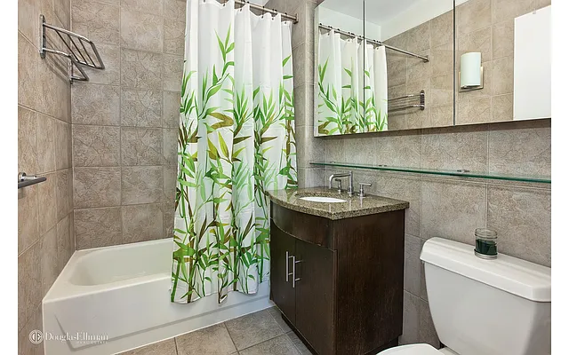 Rented by Douglas Elliman | media 32