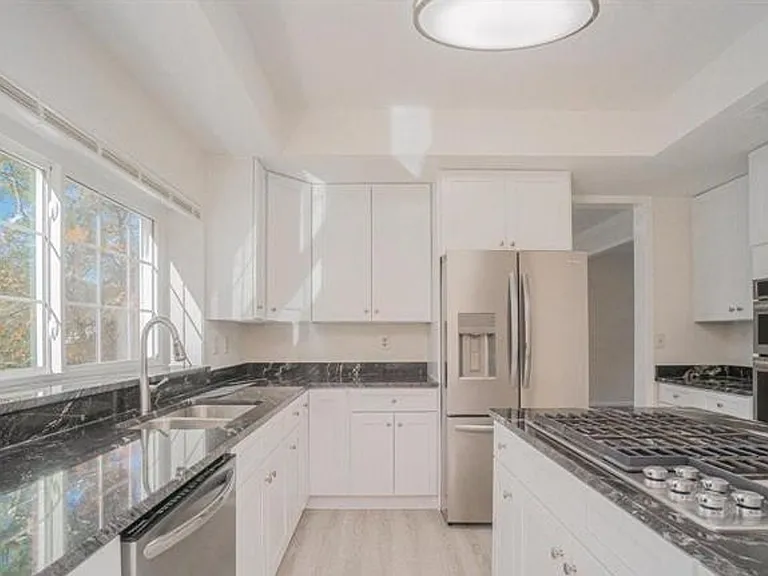 13116 Holly Leaf Ct — Photo 12