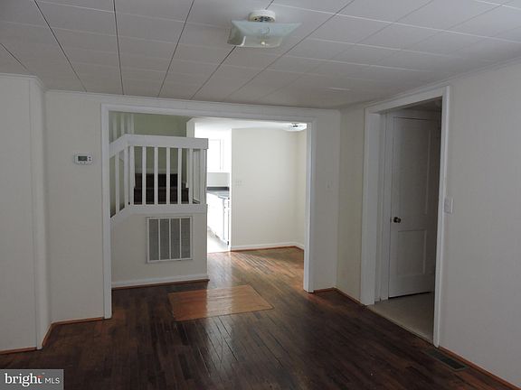 3rd image of 439 Union St Unit 1