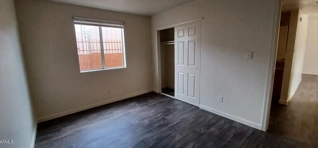 2537 W Georgia Ave — Photo 3