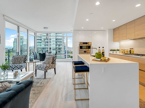 4th image of 2085 Skyline Ct #1502