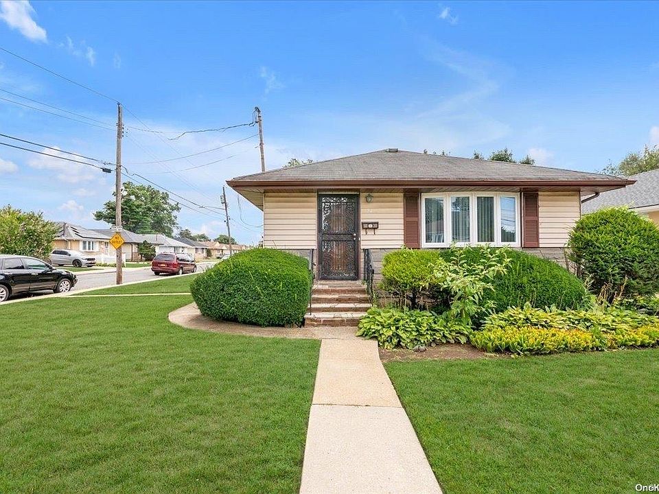 1st image of 72 Harold Avenue