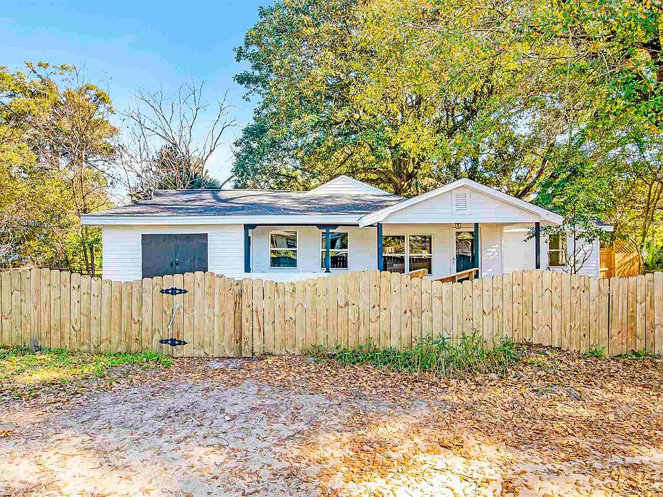 1st image of 1704 Fernwood Ave