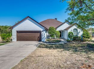 408 Ovilla Rd, Waxahachie, TX 75167