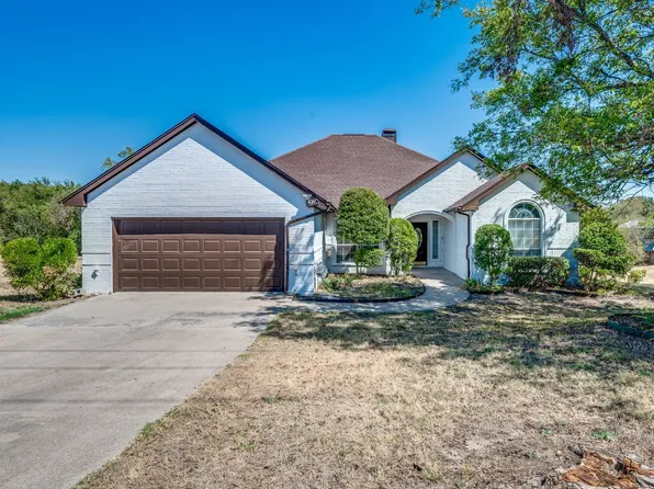 408 Ovilla Rd, Waxahachie, TX 75167