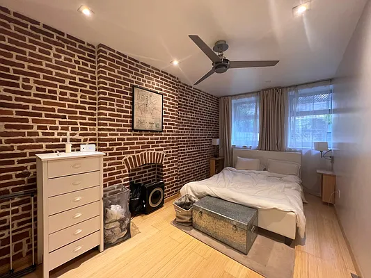 Rented by Keller Williams NYC | media 11