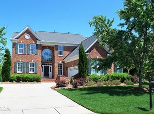 9108 Meadow Mist Ct, Raleigh, NC 27617