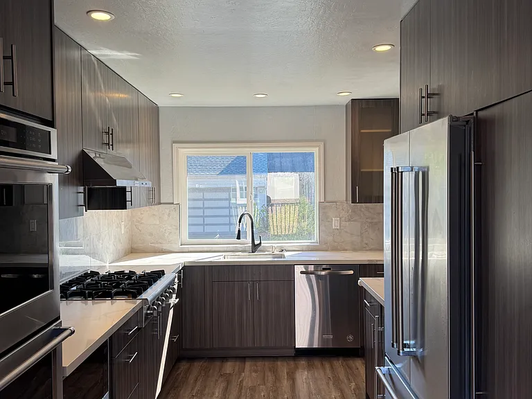 14 Cypress Ct — Photo 9