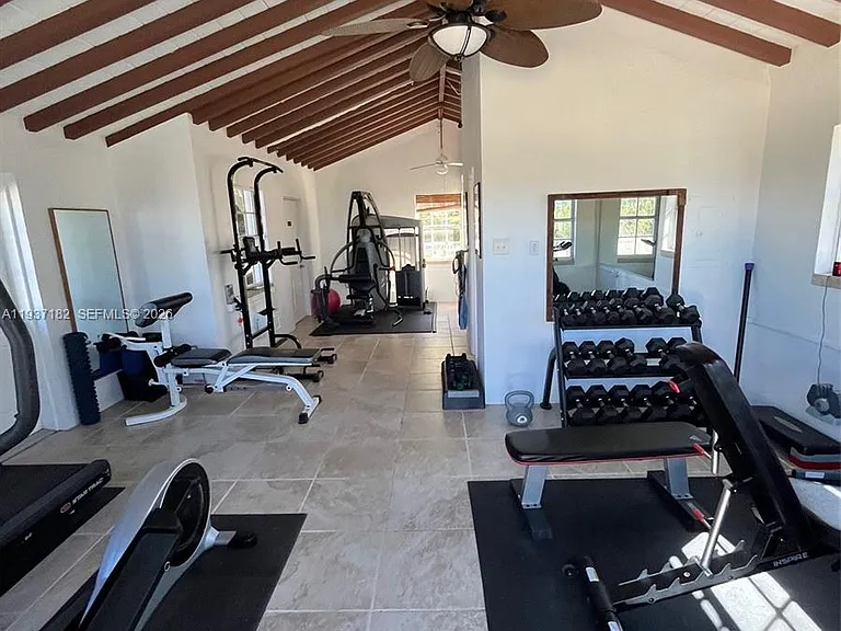 202 Sanctuary Dr — Photo 31