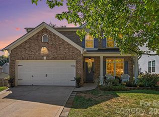 114 S Audubon Ave, Mooresville, NC 28117