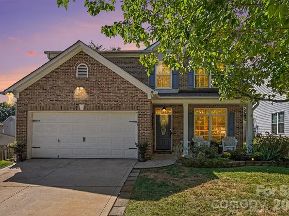 114 S Audubon Ave, Mooresville, NC 28117