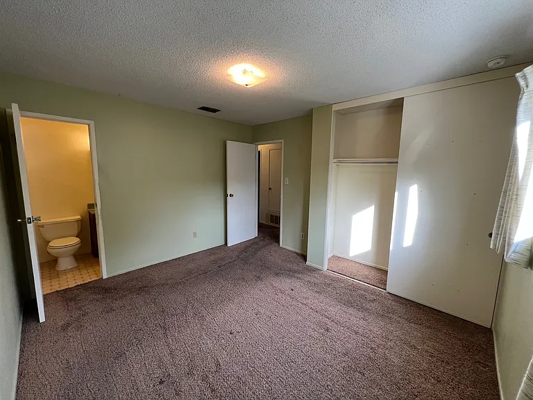 1308 W Lime Ave — Photo 15