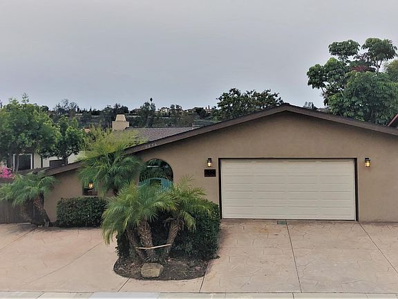 2nd image of 7556 Rowena St