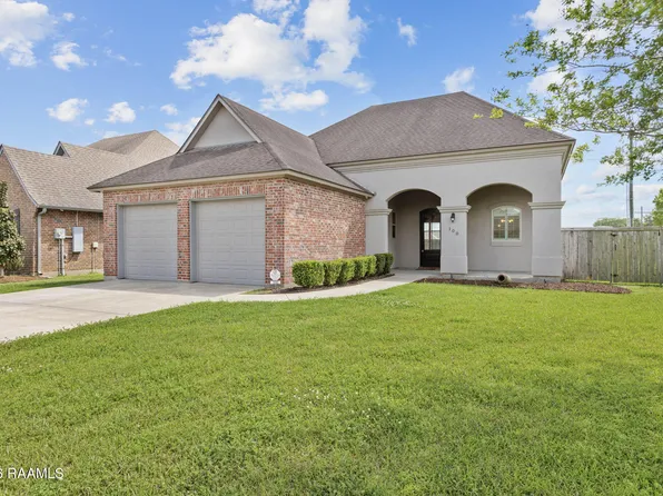 100 Birchview Dr, Broussard, LA 70518