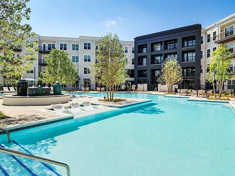 The Collier Sugar Hill Luxury Apartments — Photo 23